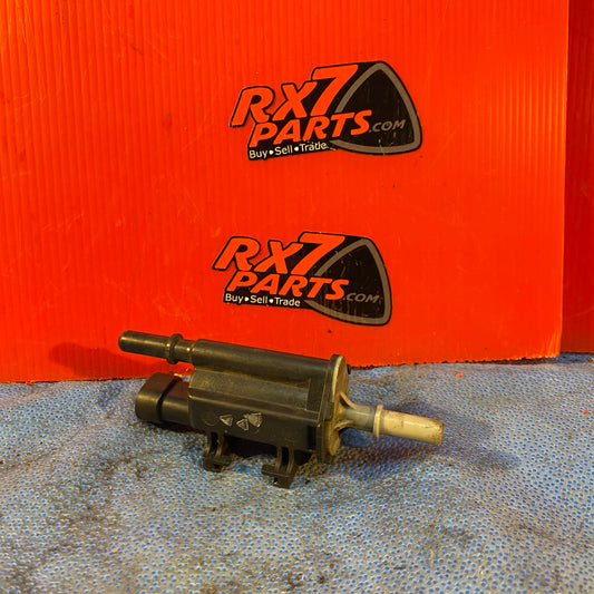 GM EVAP Emission Canister Purge Valve Solenoid  12597341  S6B20/1