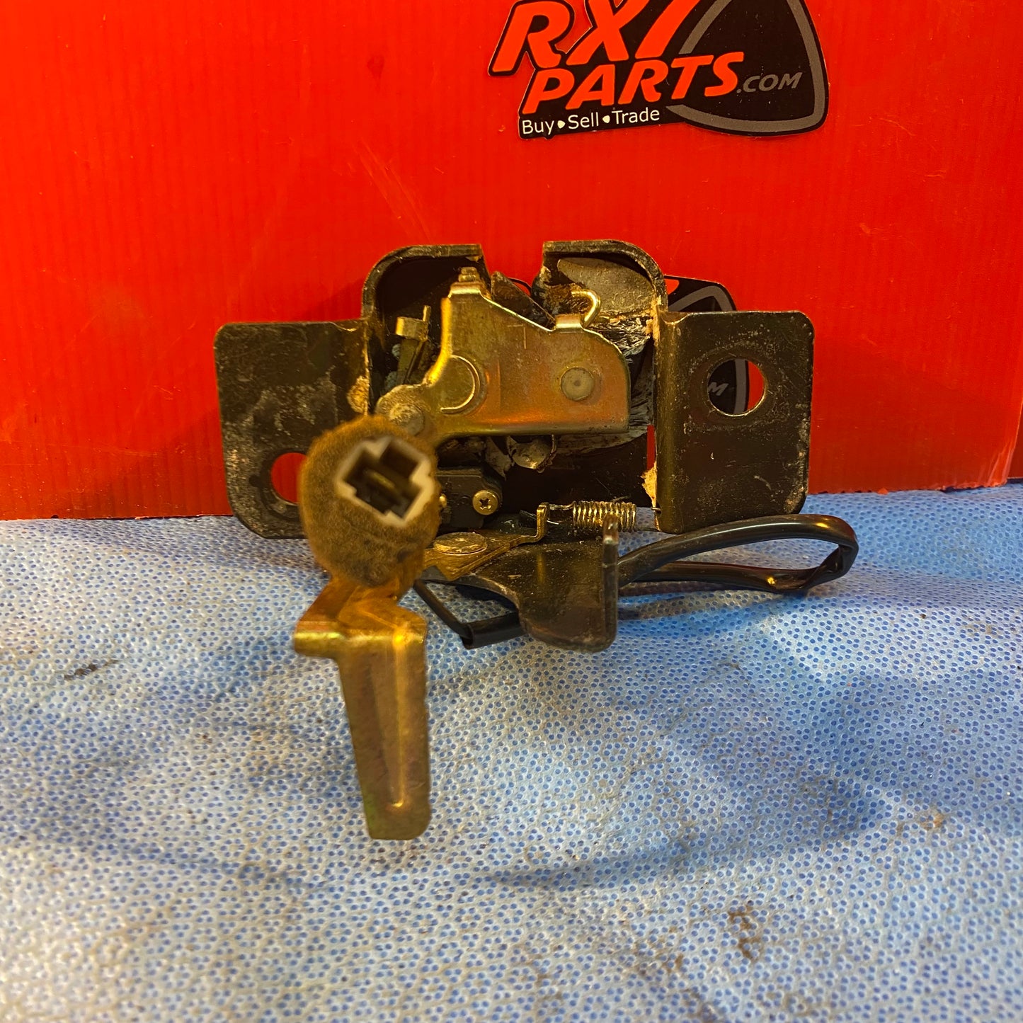 LHD, RHD Rear Hatch Trunk Latch with Harness and Hardware  Mazda Rx7 FD3S FD S5B11/5