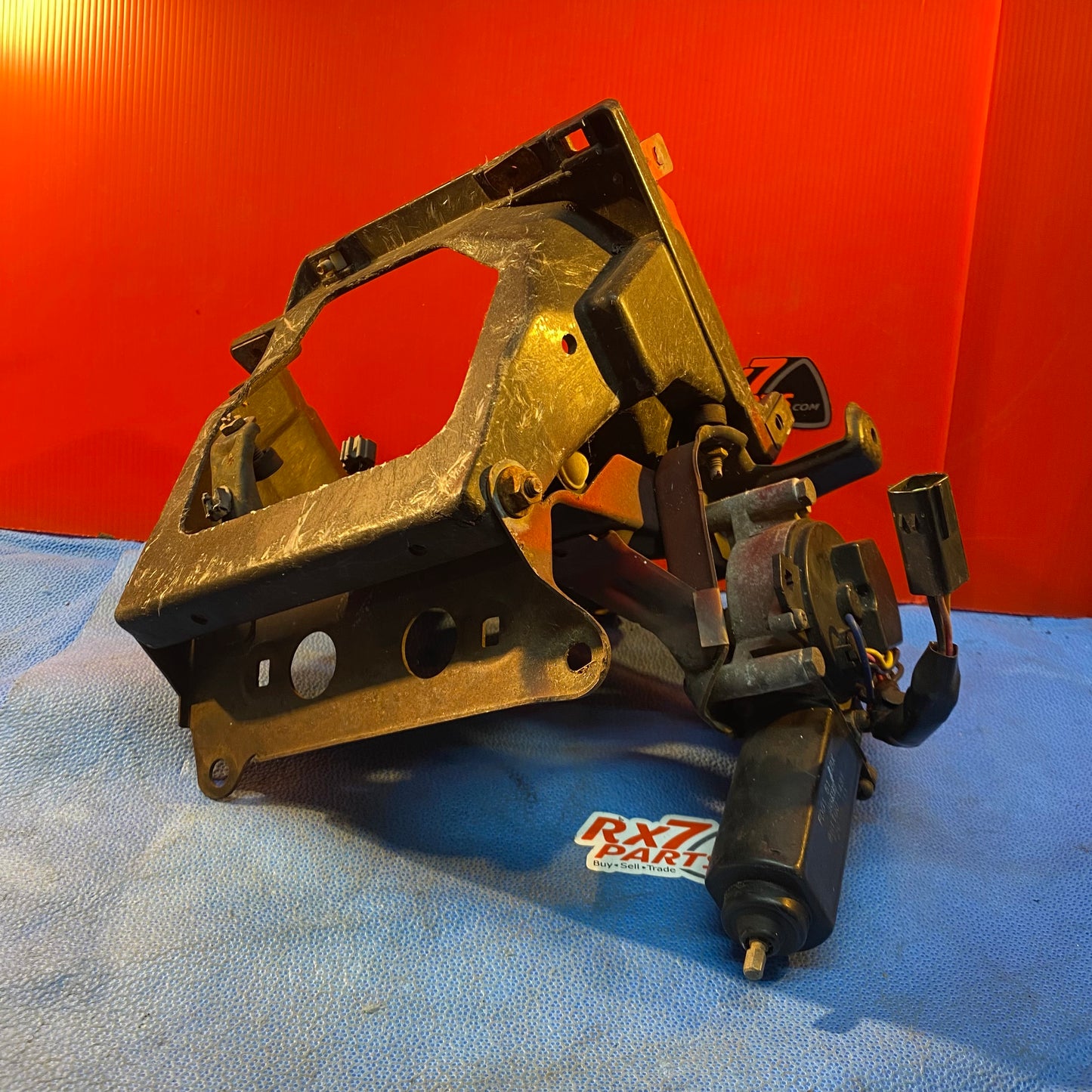 LHD, RHD Headlight Bucket Bracket and Motor Assembly   Mazda Rx7 FD3S FD S5B13HLBB
