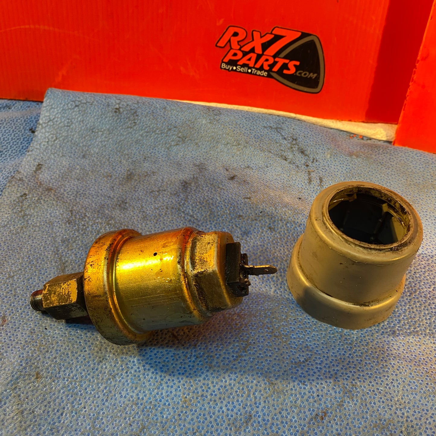 LHD, RHD Oil Pressure Sending Unit Sensor  Mazda Rx7 FD3S FD S5B11/36