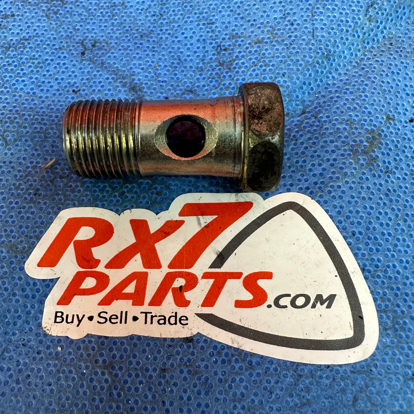 LHD, RHD OEM Banjo Bolt for Oil Cooler   S6B1131