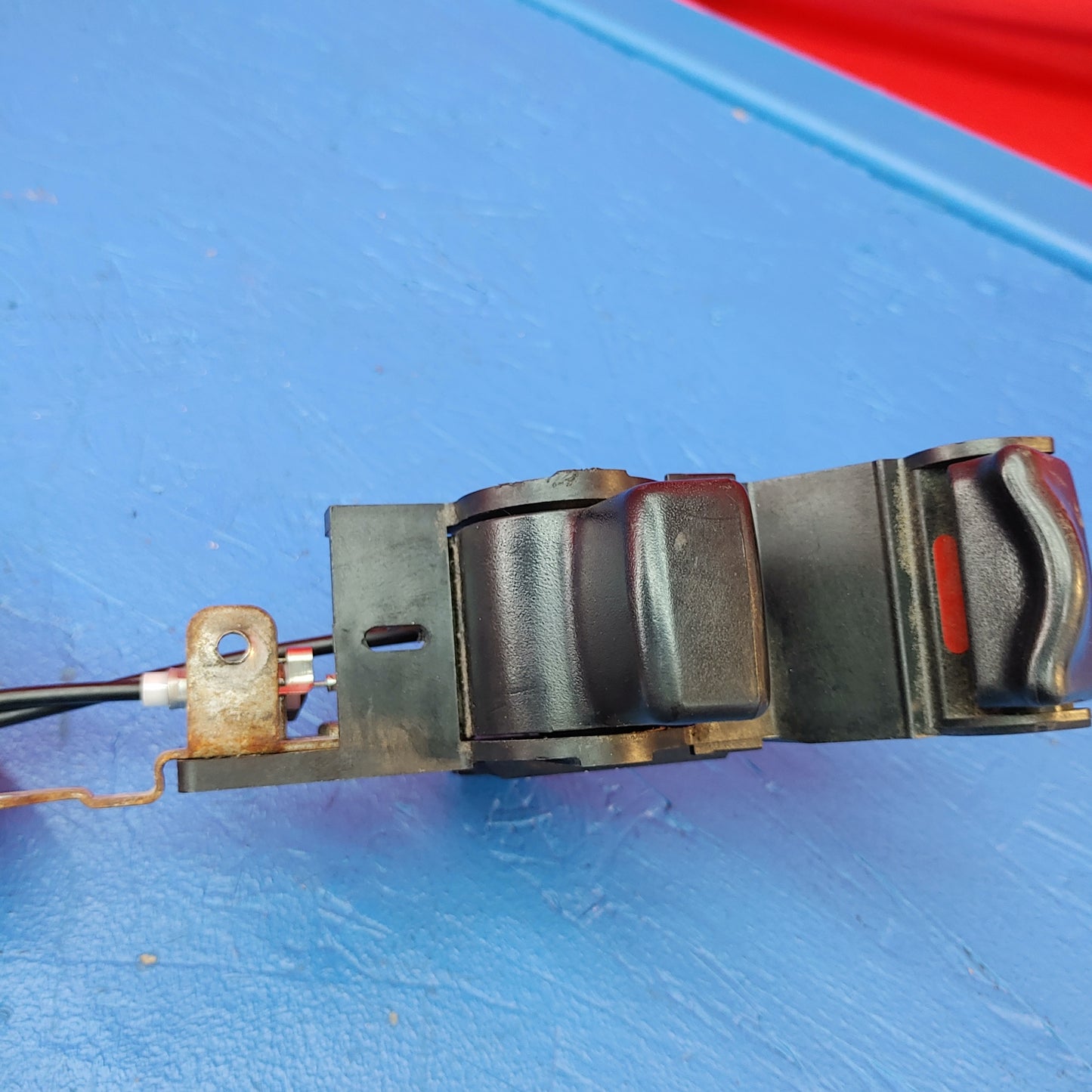 RHD RHD FRONT LEFT DOOR LOCK LATCH ACTUATOR ASSY FD RX7 FD FD3S 93 - 02 Mazda s8b14/12