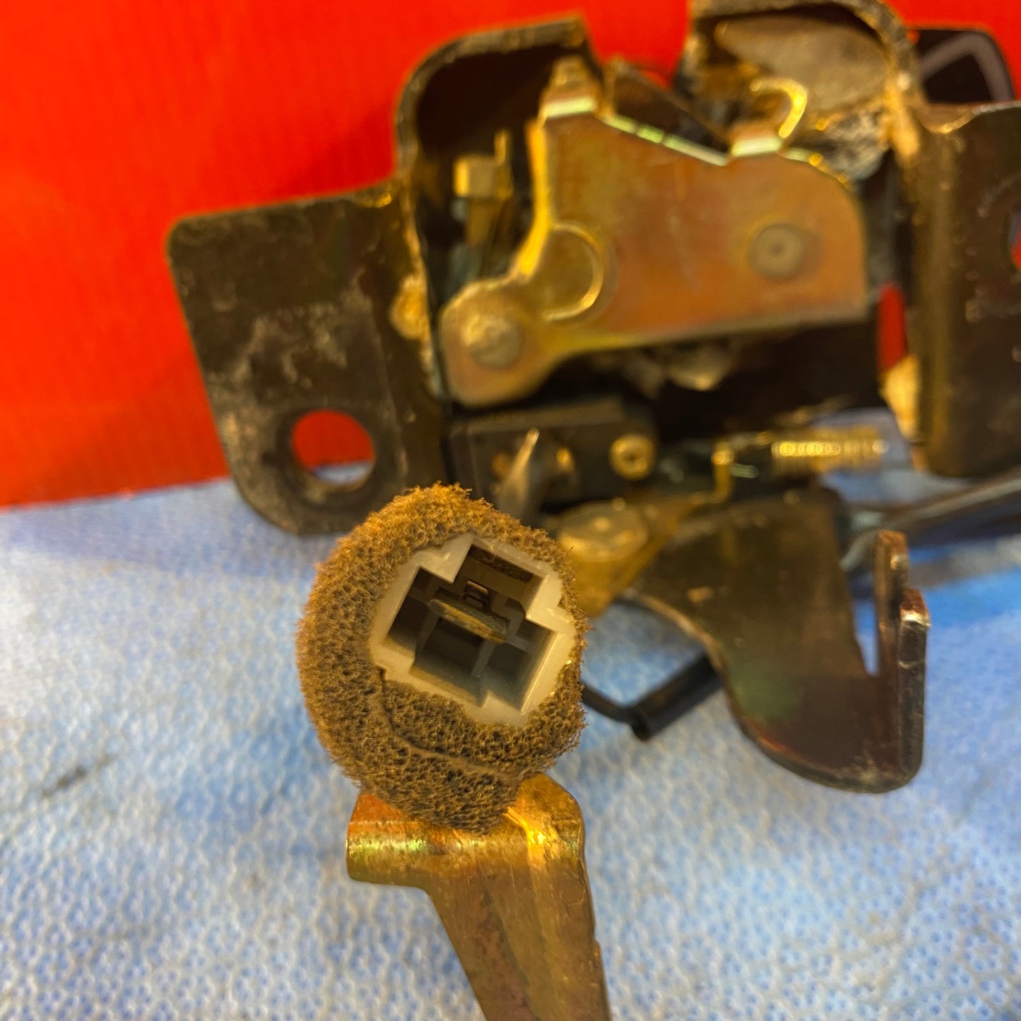 LHD, RHD Rear Hatch Trunk Latch with Harness and Hardware  Mazda Rx7 FD3S FD S5B11/5