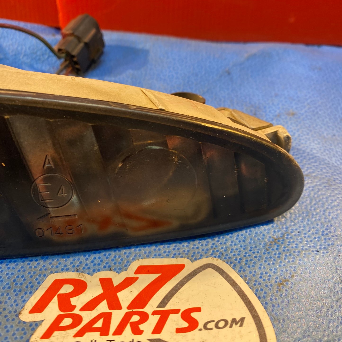 LHD, RHD Right Front Bumper Light 041:4100 Mazda Rx7 FD3S FD S5B18FRBL