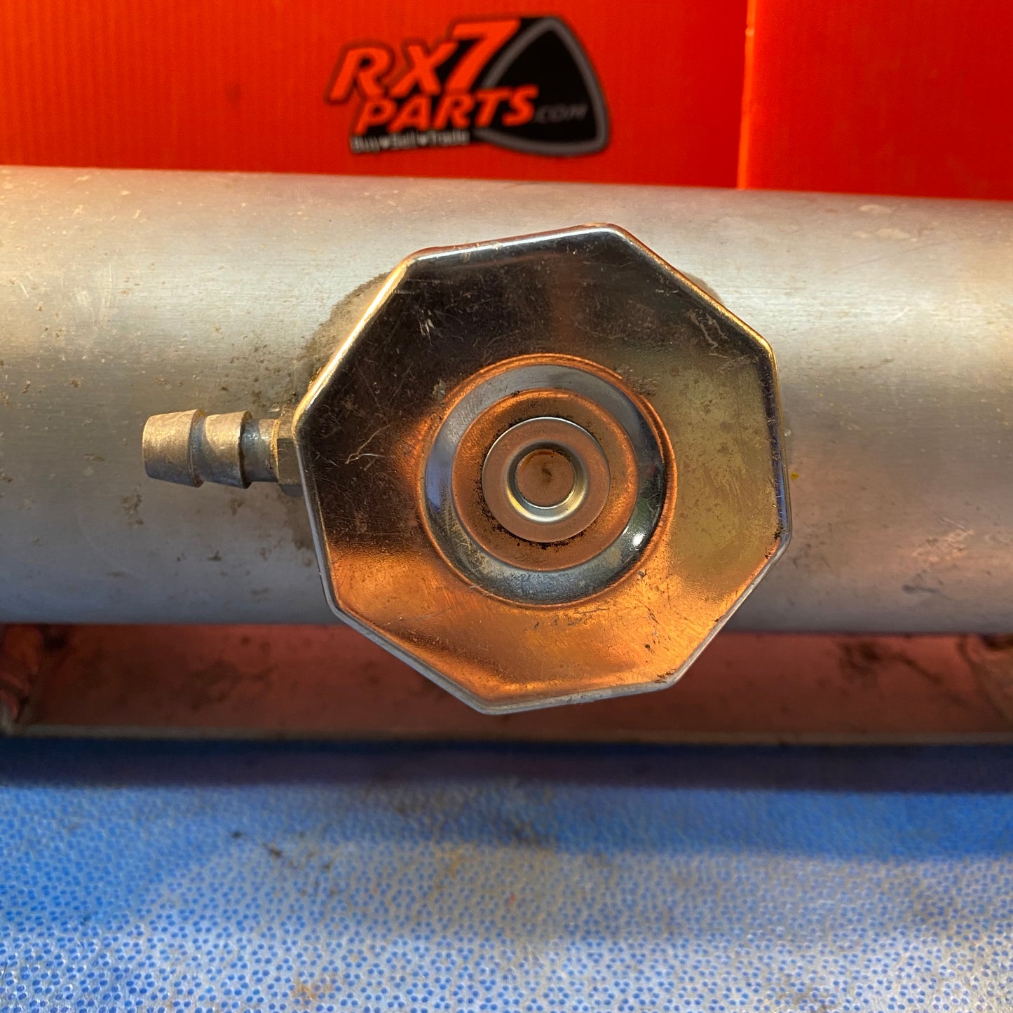 Custom Universal Radiator Expansion Tank   S5B18EXP