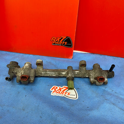 LHD, RHD Secondary OEM Fuel Rail with Injectors T Mazda Rx7 FD3S FD S5B69SFR
