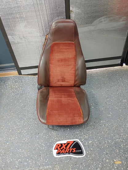 SA Front Right Seat Brown/Red SA  PFS1