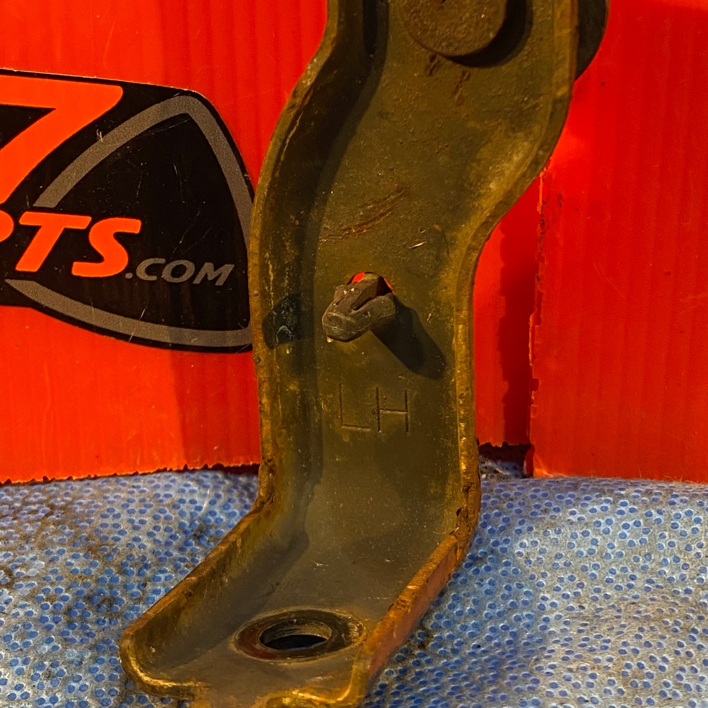 LHD, RHD Oil Cooler Bracket  Mazda Rx7 FD3S FD S6B14/23