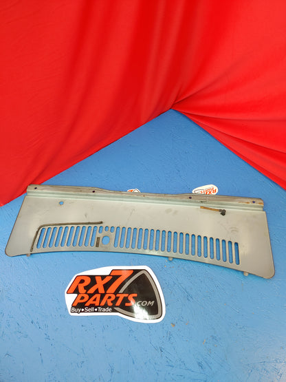 FB Cowl Vent  FB Mazda Rx7 FB3S FB S4B0LB/8