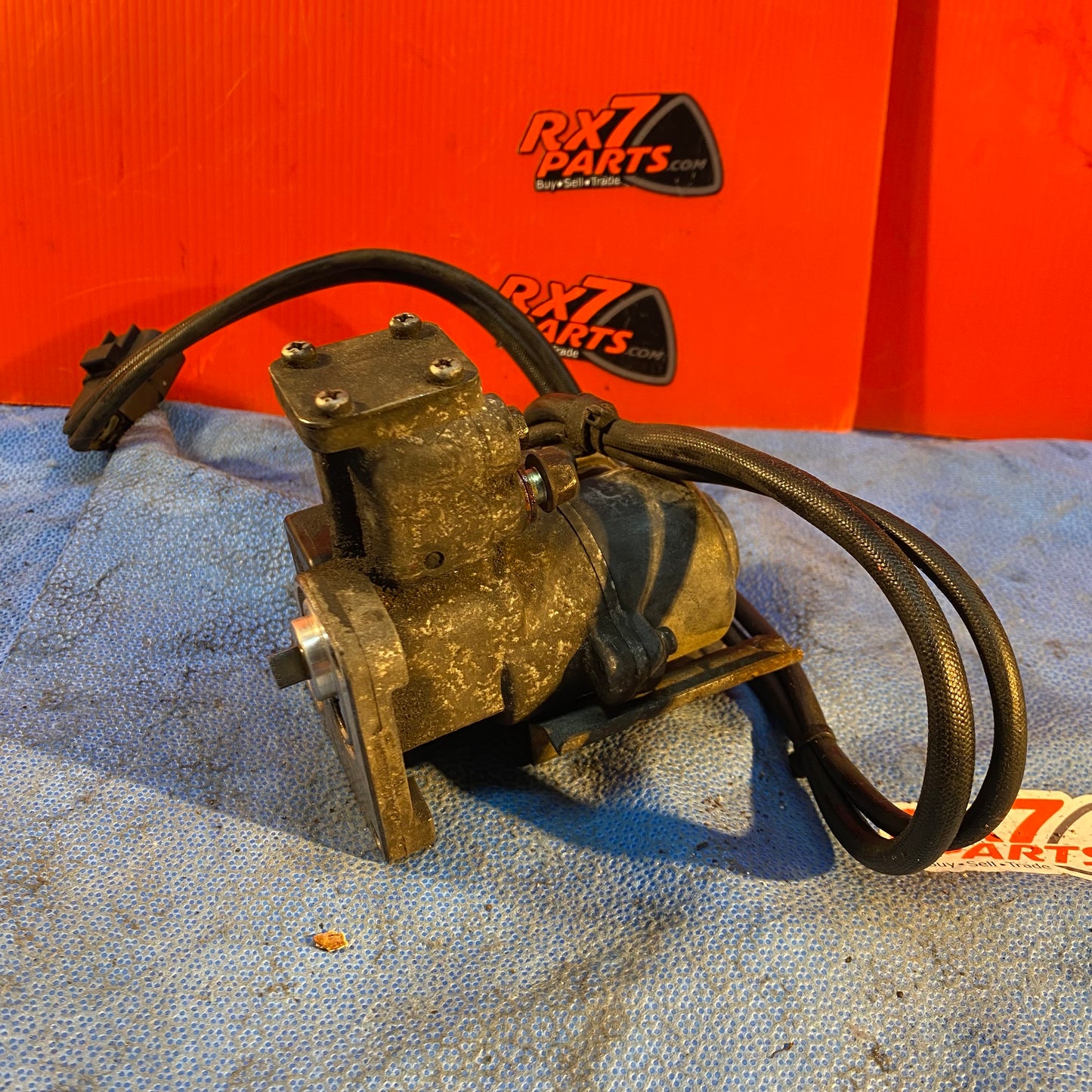 LHD, RHD Oil Metering Pump Assembly   Mazda Rx7 FD3S FD S7B1/11