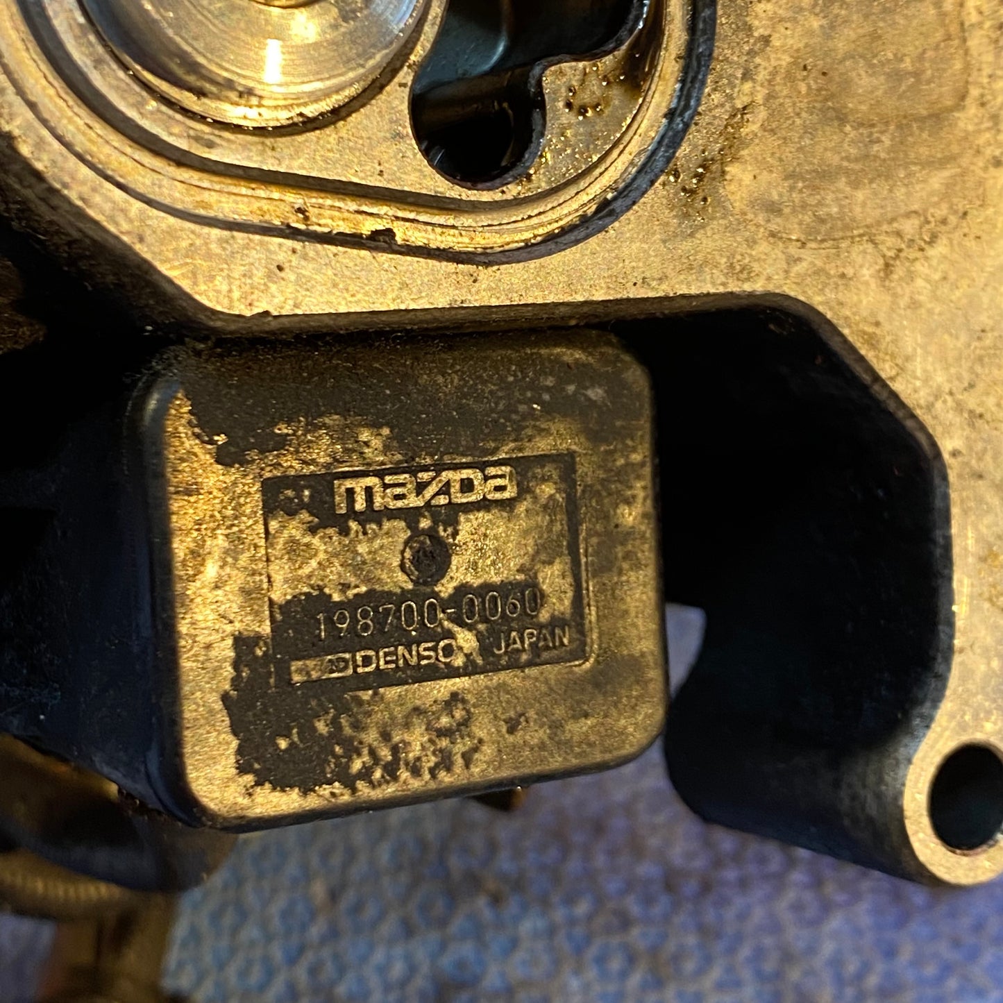 LHD, RHD Oil Metering Pump Assembly   Mazda Rx7 FD3S FD S7B1/11