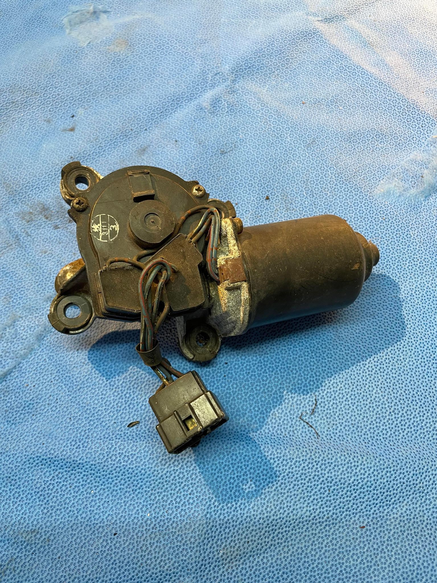 FD3S Mazda Rx7 Front Windshield Wiper Motor RHD - RX7Parts