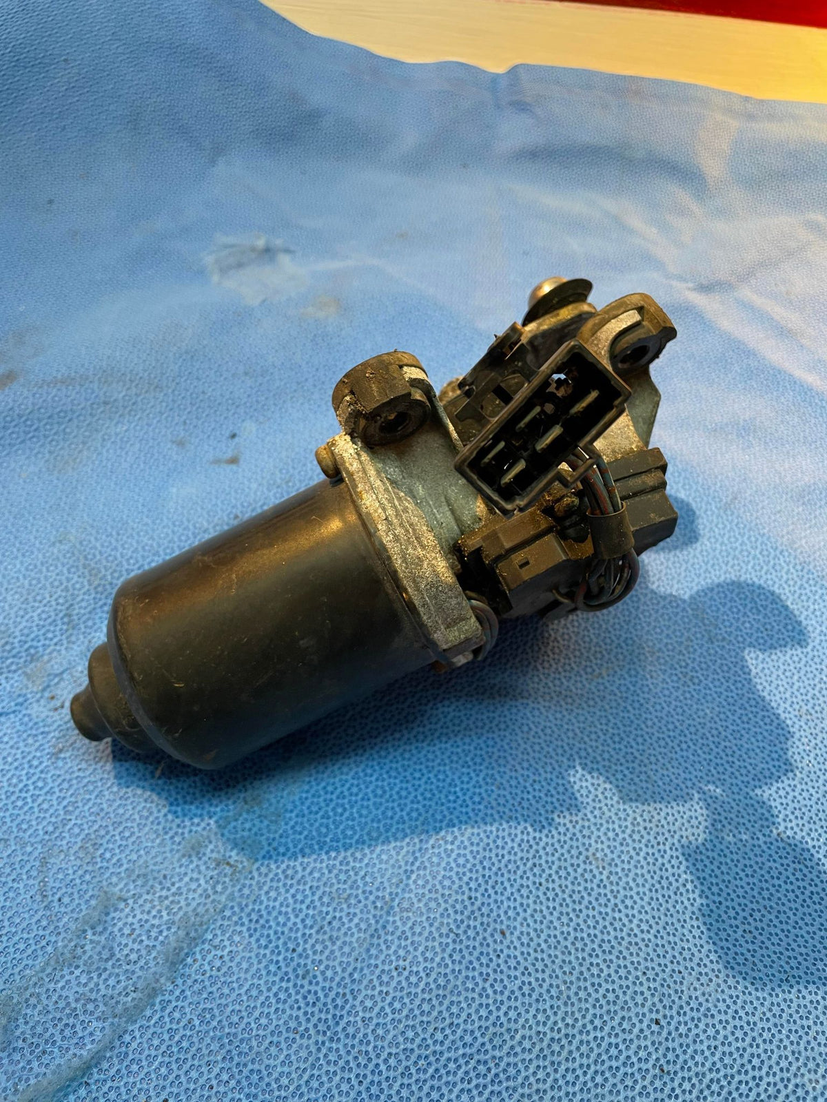Windshield Wiper Rhd FD3S Mazda Rx7 Front Windshield Wiper Motor RHD – RX7Parts